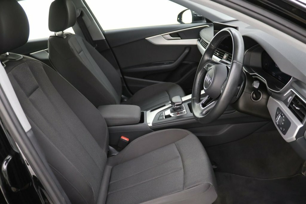 Audi A4 2L Technik RF22LVB Black #6
