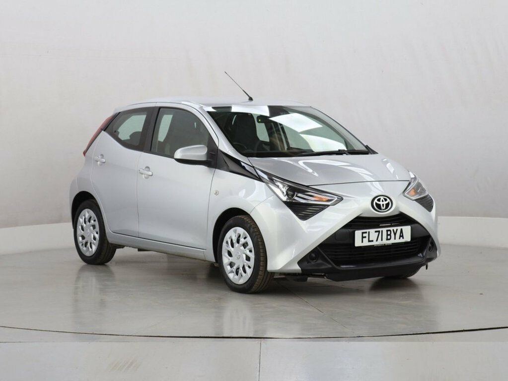Toyota Aygo 1L X-play Silver