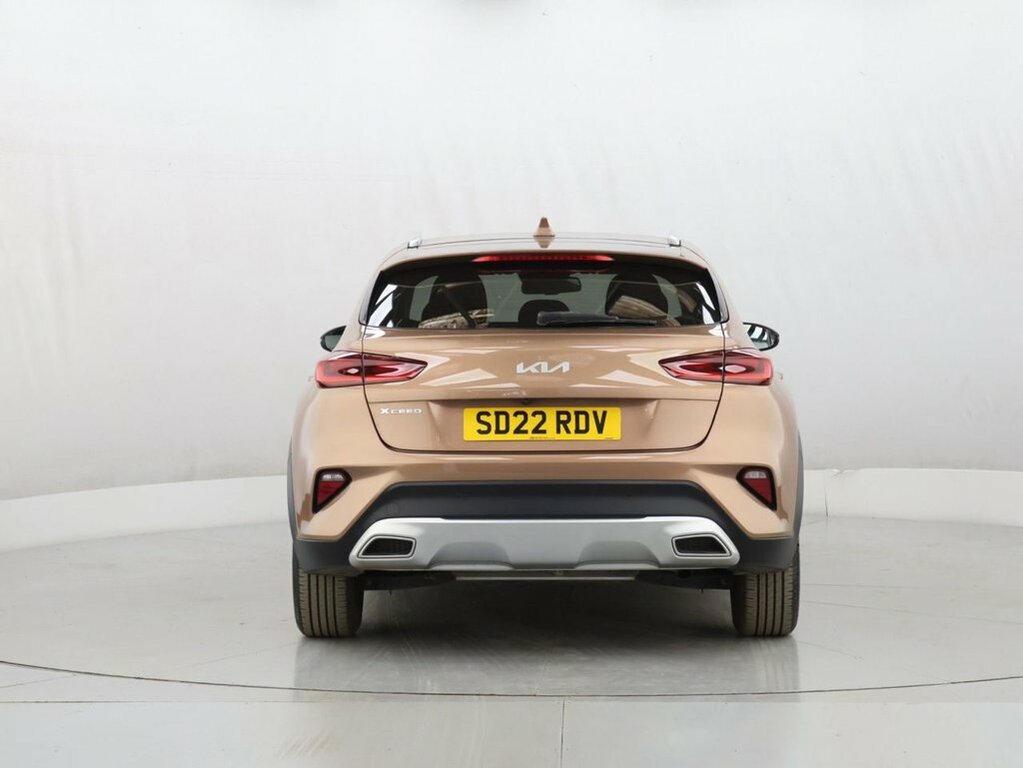 Kia Xceed 1L 3 SD22RDV Brown #6