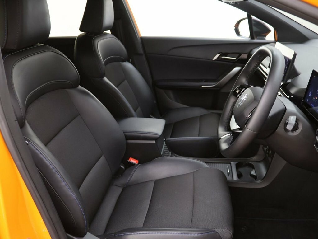 MG MG4 Hatchback SK73YPU Orange #6