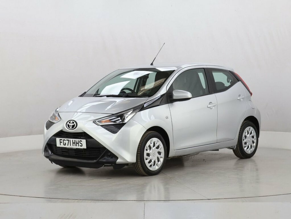 Toyota Aygo 1L X-play FG71HHS Silver #3
