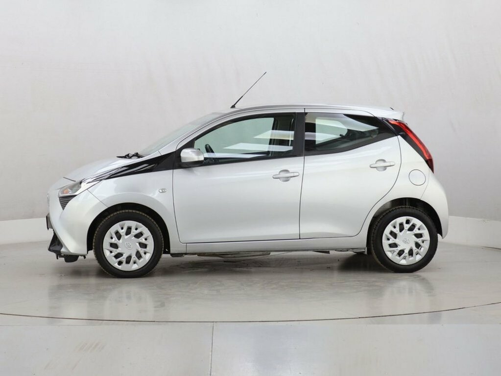 Toyota Aygo 1L X-play FG71HHS Silver #4