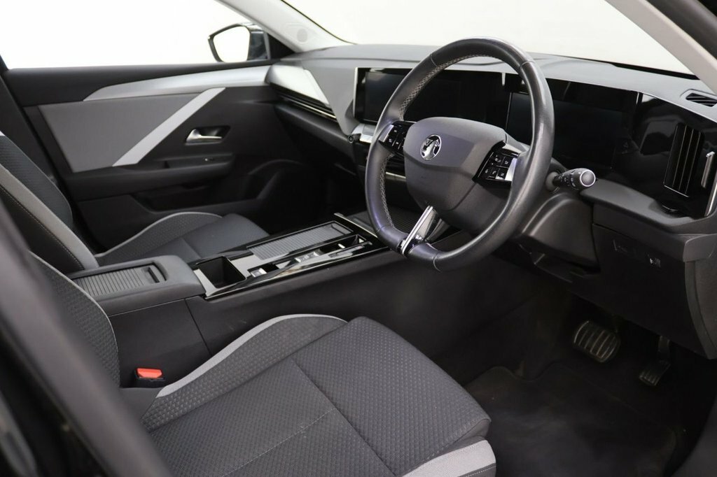 Vauxhall Astra 1L Design NU72XUE Black #5