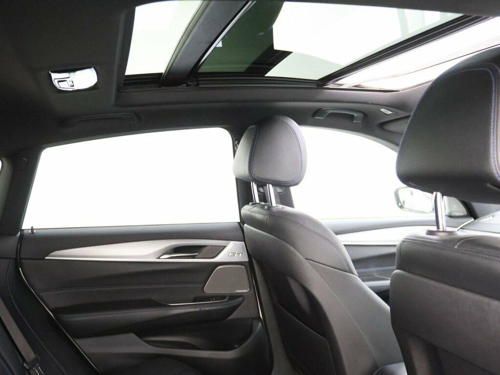 BMW 6 Series Gran Turismo 3L M Sport White