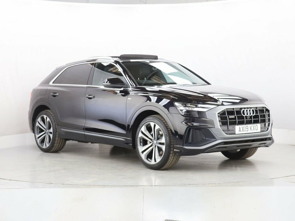Audi Q8 3L S Line AX19KXO Black #3