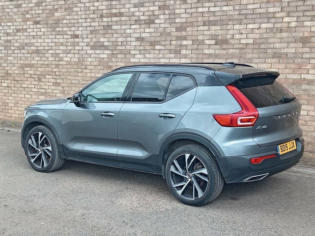 Volvo XC40 2L R-design Pro BD19JJX Grey #3