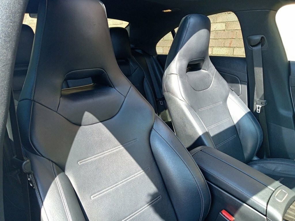Mercedes-Benz CLA Class 1.3L Amg Line EF71SZD White #6