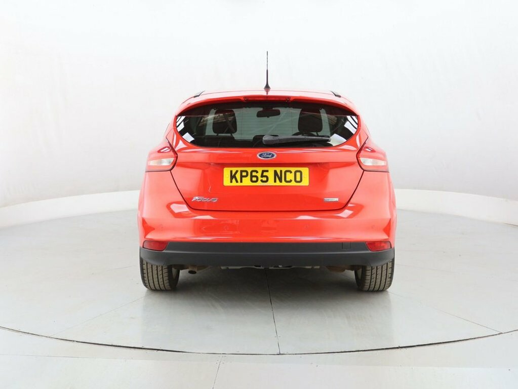 Ford Focus 1L Zetec Red #4