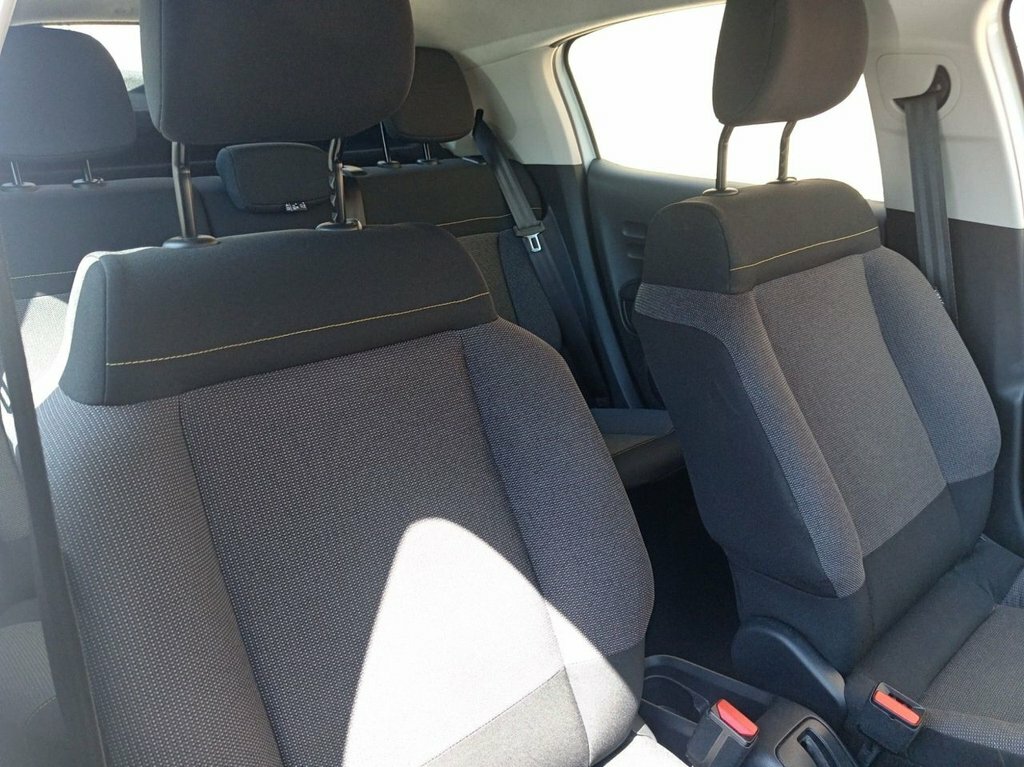 Citroen C3 1.2L Feel SG19JNV White #4