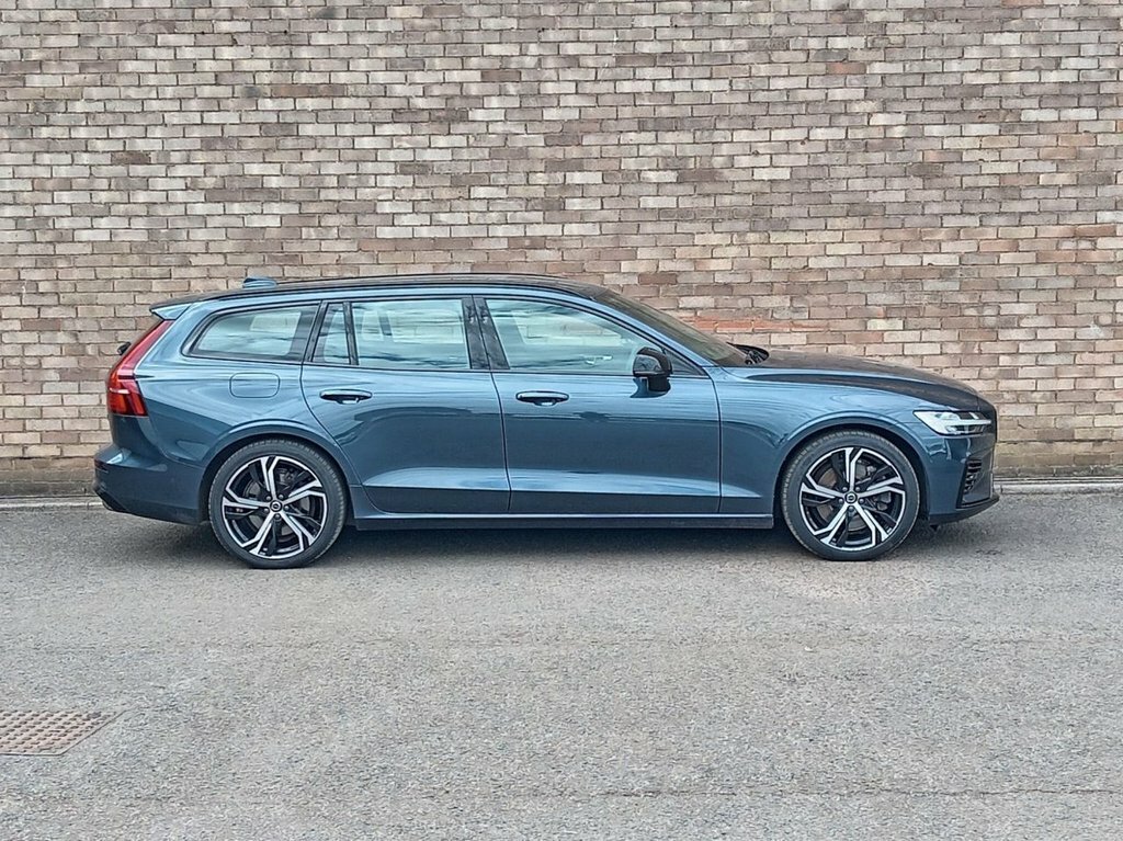 Volvo V60 2L Plus Blue #3