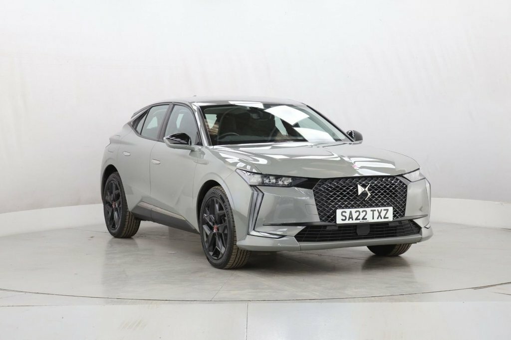 DS DS 4 1.2L Performance Line Grey