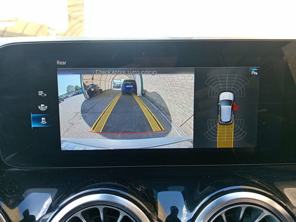 Mercedes-Benz EQA Suv Black #2