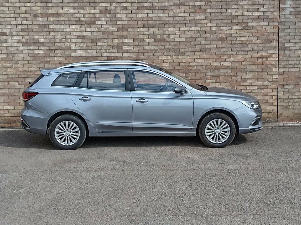 MG MG5 Estate Silver #3