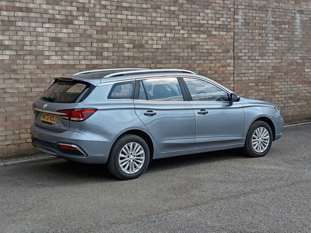 MG MG5 Estate Silver #4