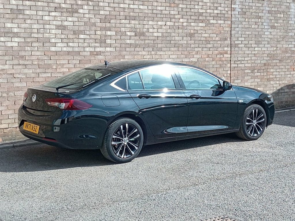 Vauxhall Insignia 1.5L Se Edition Black #3