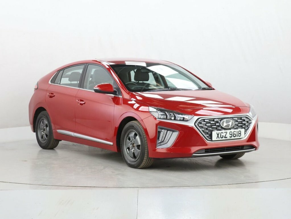 Hyundai Ioniq 1L Premium XGZ9618 Red #2