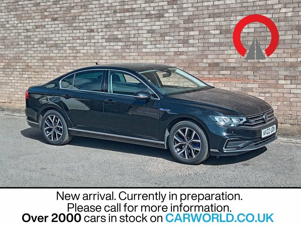 Volkswagen Passat 1.4L Gte Black