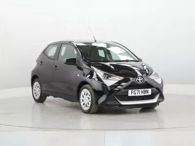 Toyota Aygo 1.0 Vvt-i Edge Hatchback X-shift Euro 6 Beige #1