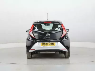 Toyota Aygo 1.0 Vvt-i Edge Hatchback X-shift Euro 6 Beige #6