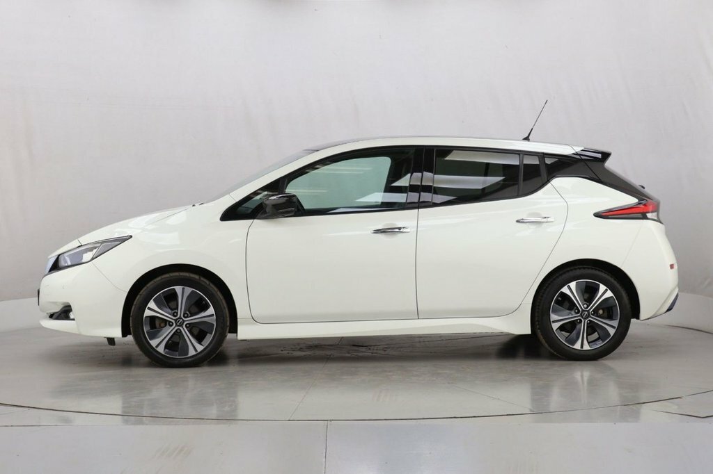 Nissan Leaf Leaf Tekna White #5