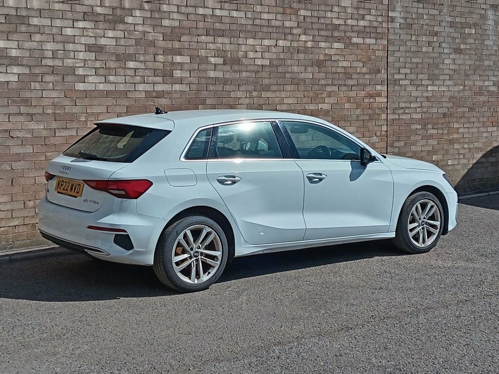 Audi A3 1L Sport KP22WVD White #3