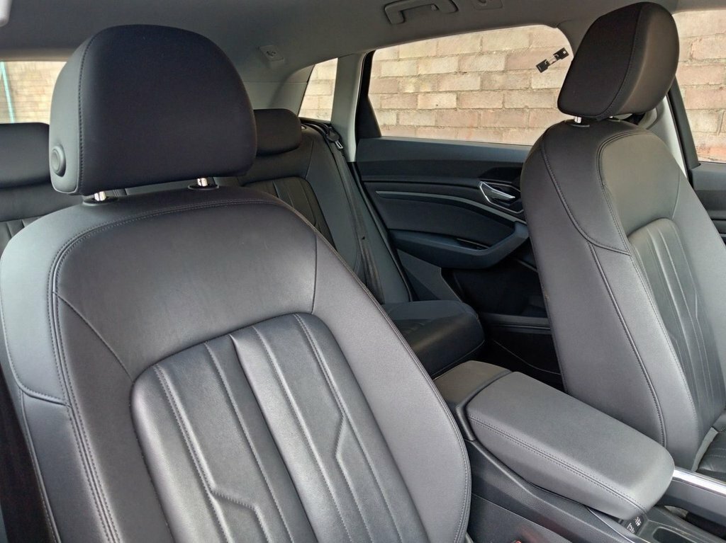 Audi E-tron Suv NA20LKE Blue #5