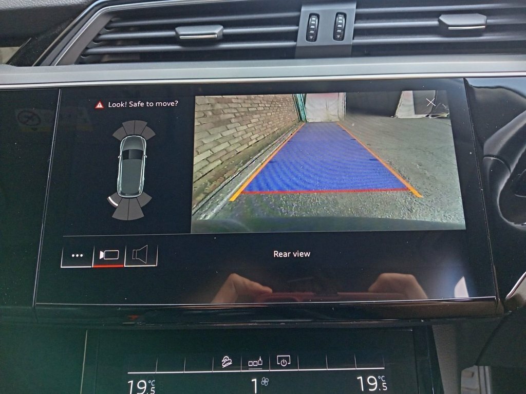 Audi E-tron Suv NA20LKE Blue #2