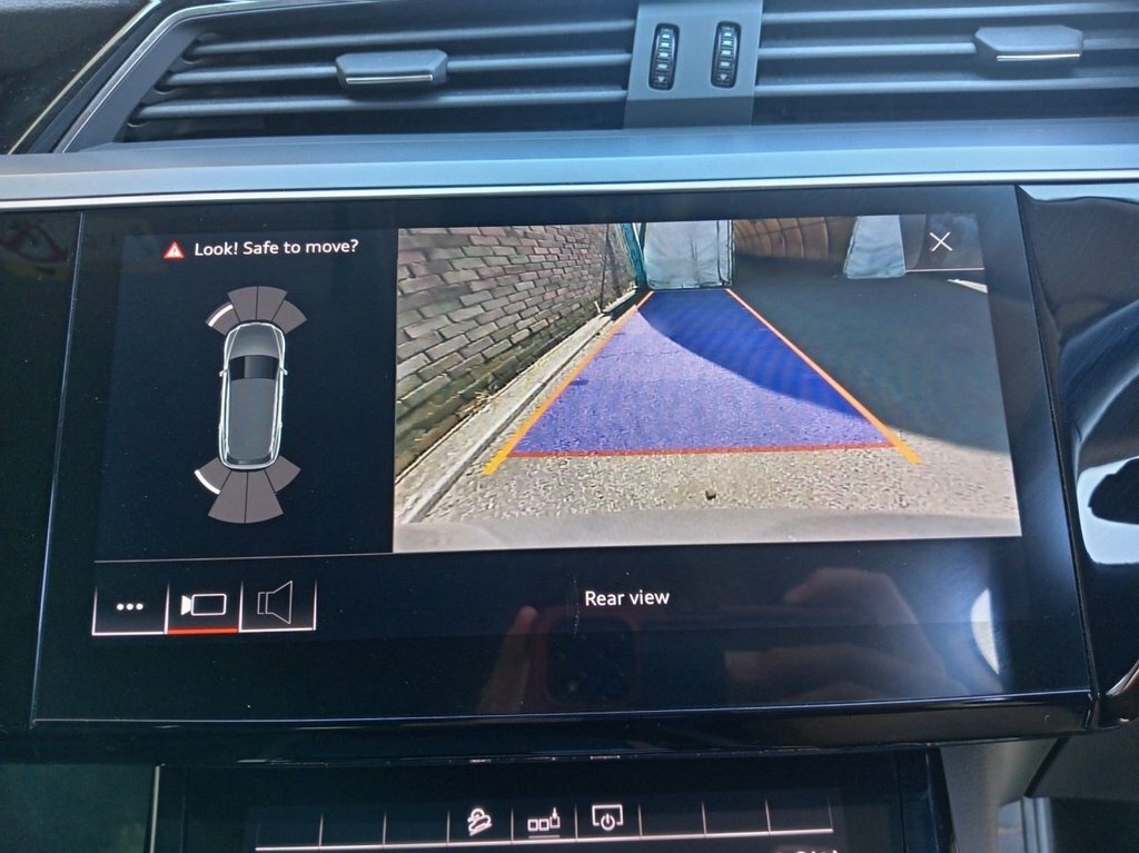 Audi E-tron E-tron 55 Quattro NJ20CDE Grey #2