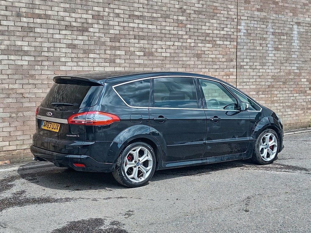 Ford S-Max 2L Titanium X Sport Black #4
