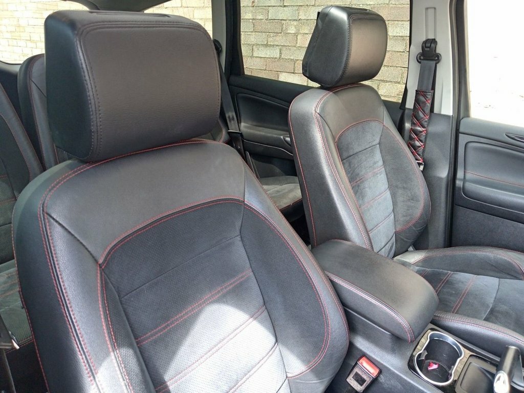 Ford S-Max 2L Titanium X Sport Black #5