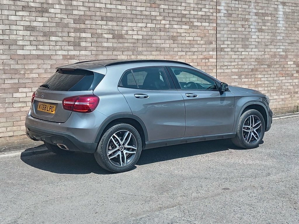 Mercedes-Benz GLA Class 1.6L Urban Edition Grey #4