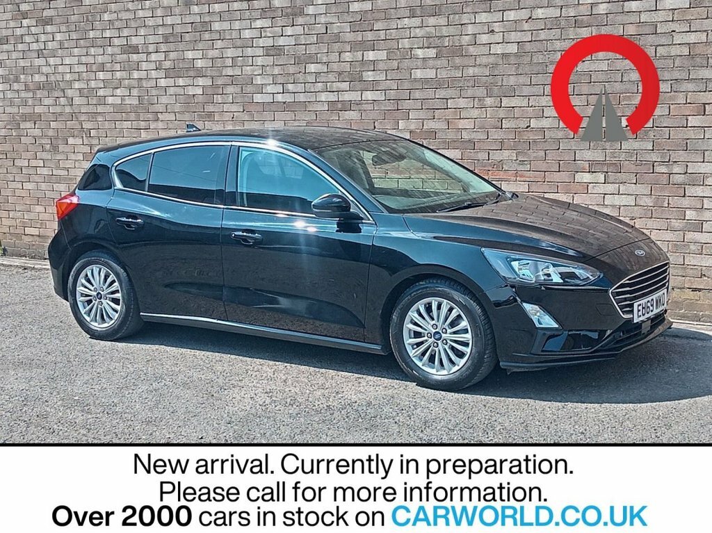 Ford Focus 1L Titanium EU69WKO Black