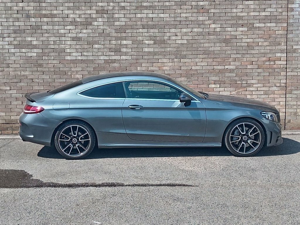 Mercedes-Benz C Class 2L Amg Line CK68ZVR Grey #3