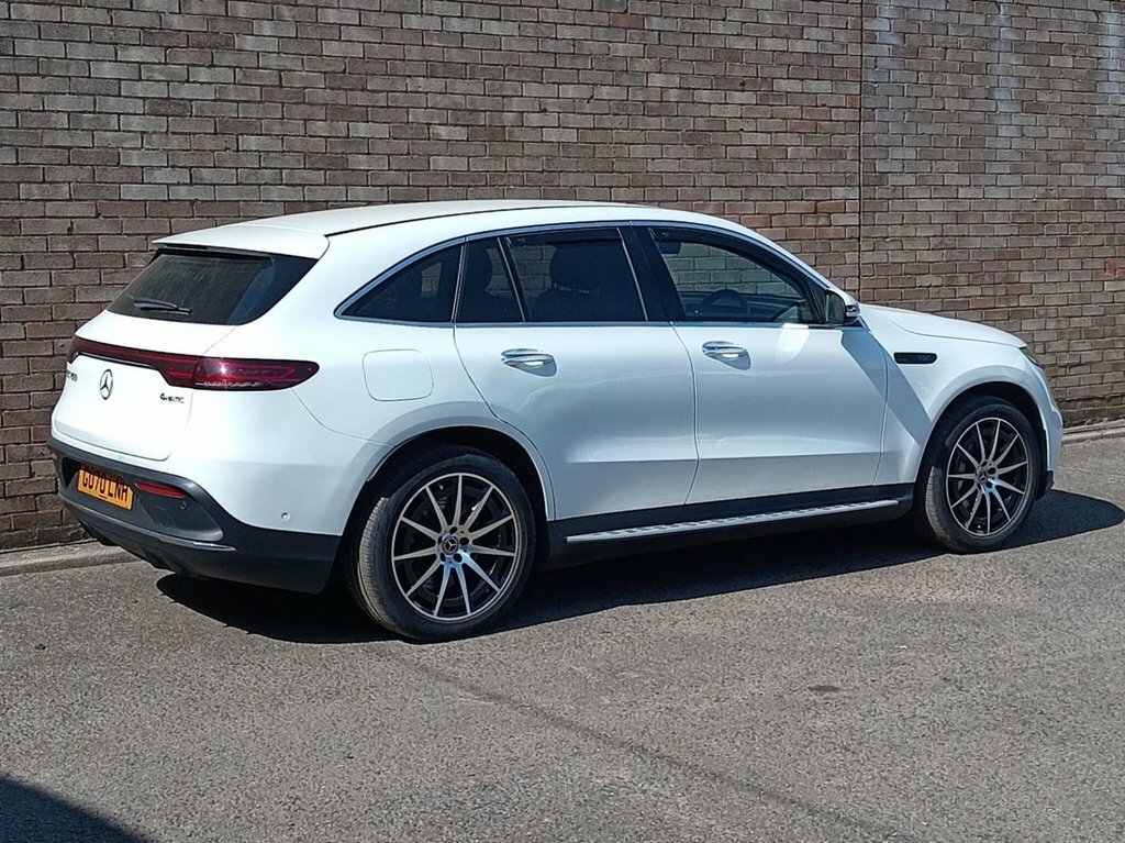Mercedes-Benz EQC Eqc 400 Amg Line 4Matic White #4