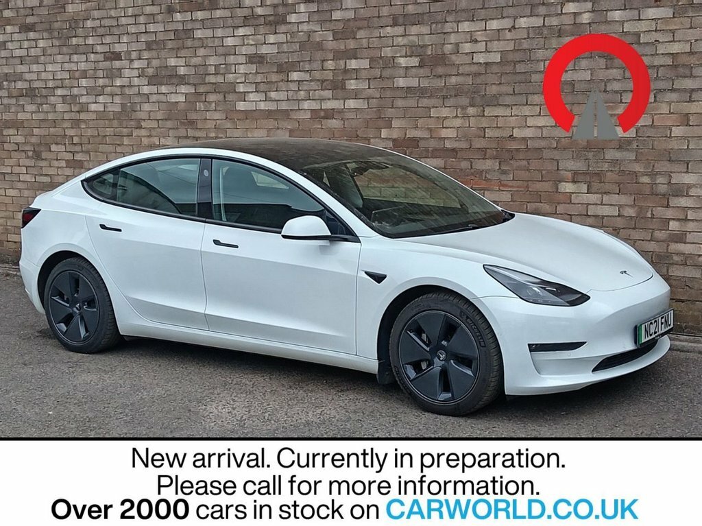 Tesla Model 3 Saloon White