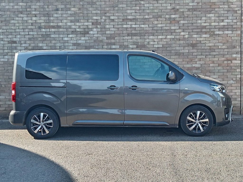 Toyota Proace Verso 2L Family Grey #2