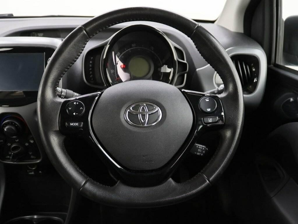 Toyota Aygo  White #14