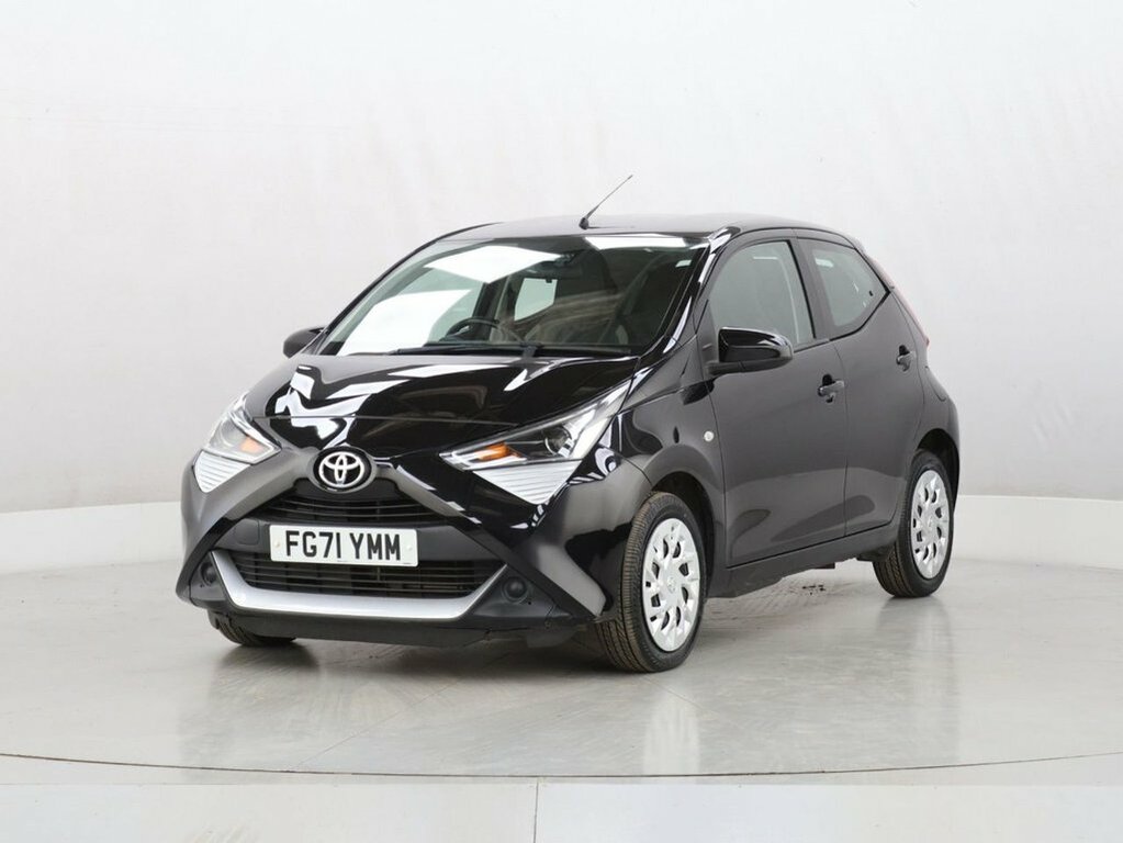Toyota Aygo 1L X-play Black #3