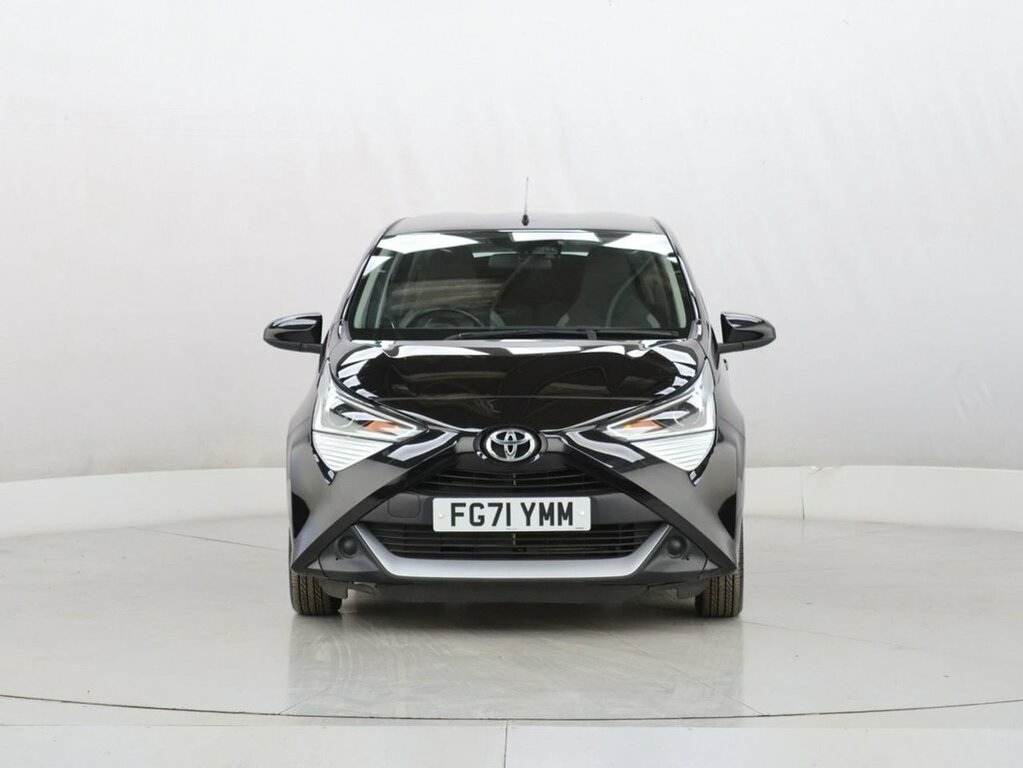 Toyota Aygo 1L X-play Black #2