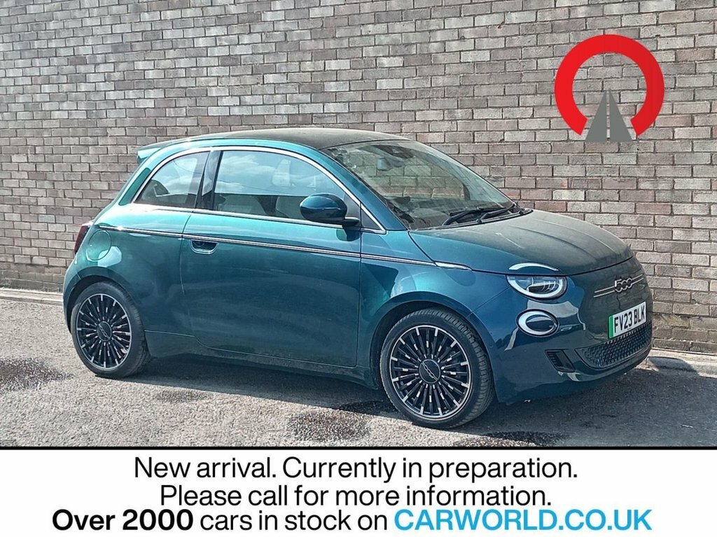 Fiat 500E Hatchback Green