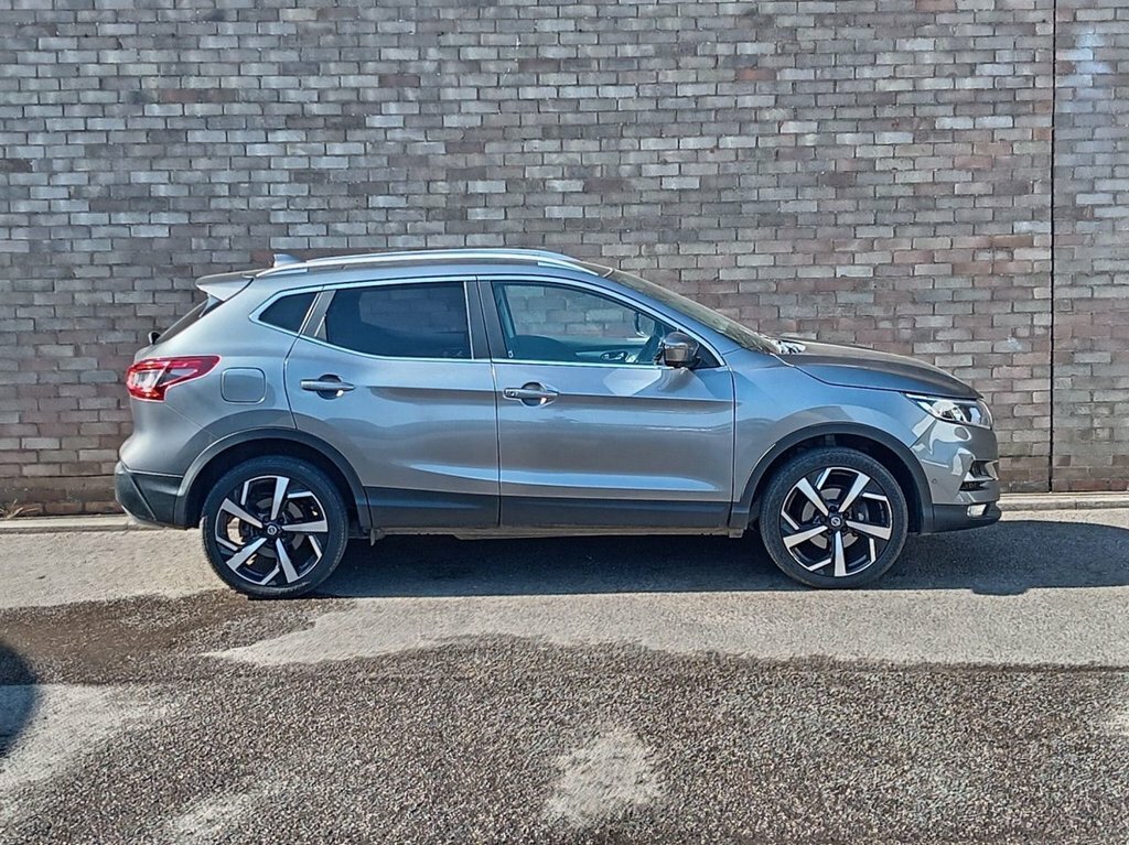 Nissan Qashqai 1.3L Tekna RO69KKT Grey #4