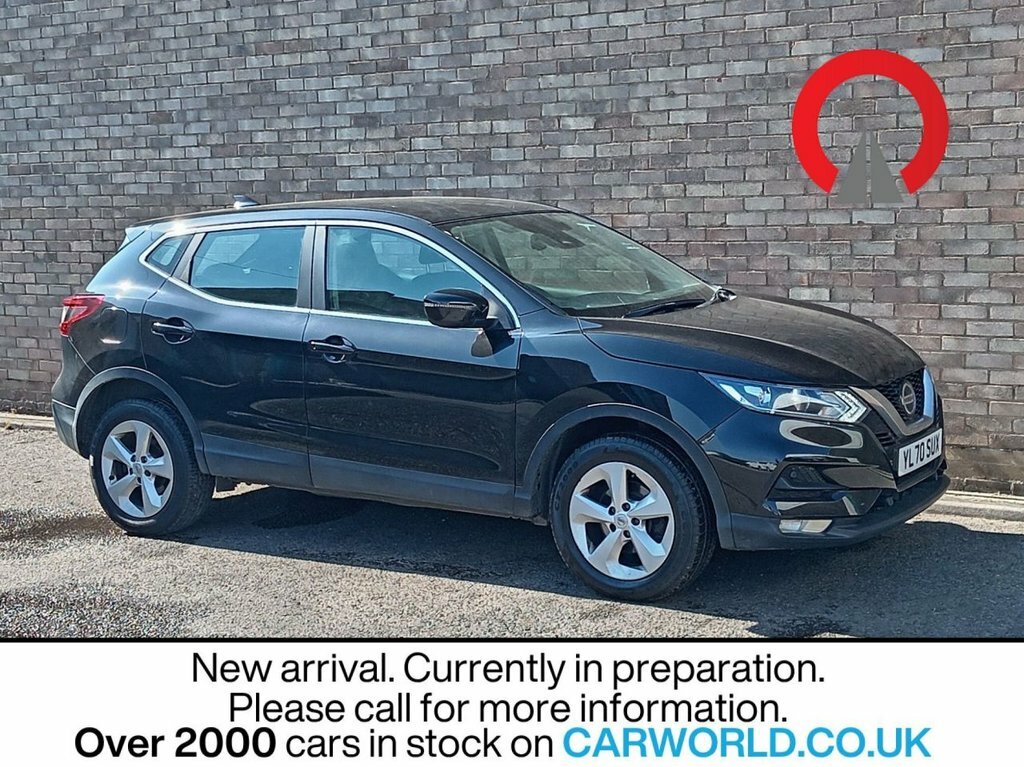 Nissan Qashqai 1.3L Acenta Premium Black
