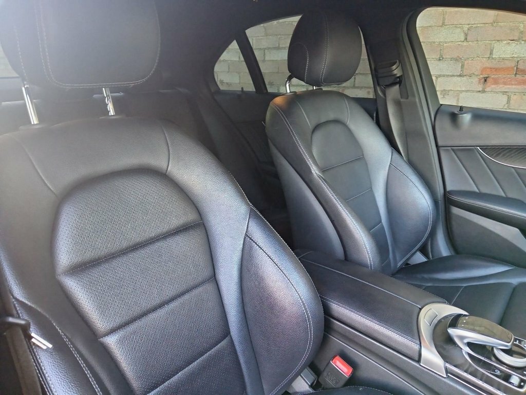 Mercedes-Benz C Class 2L Amg Line OU67OTN Black #5
