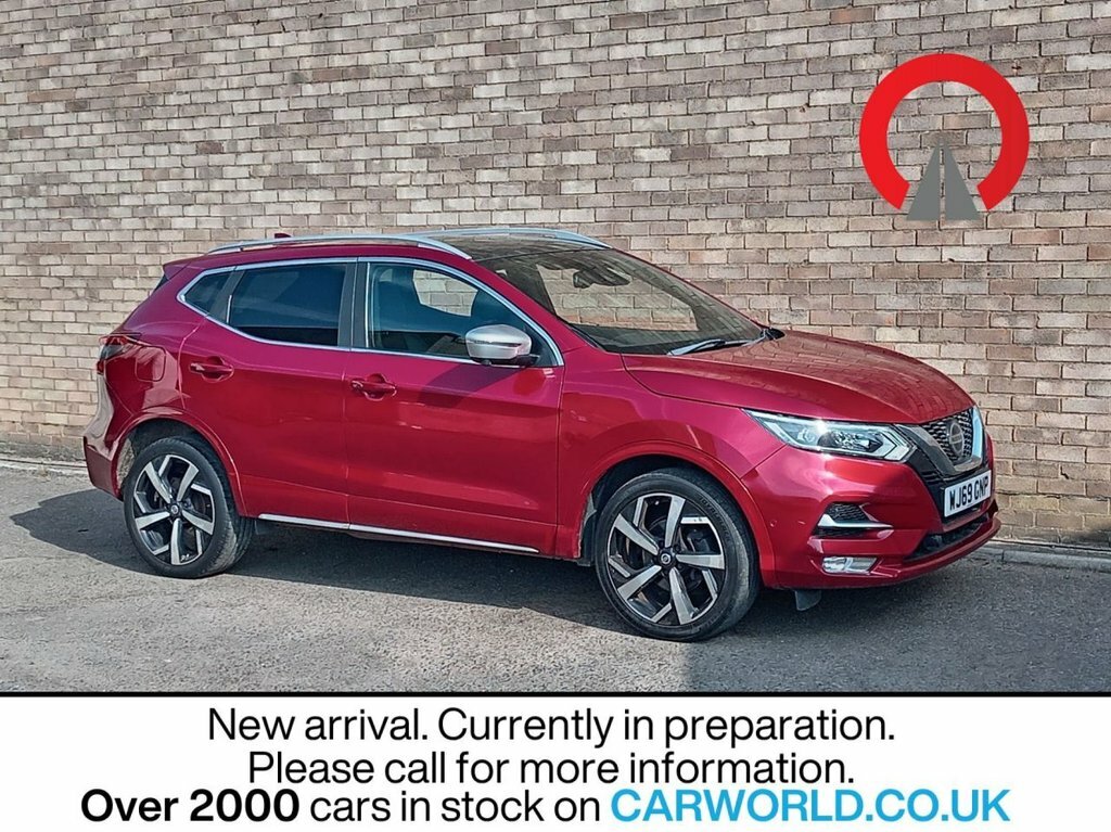 Nissan Qashqai 1.3L Tekna Red