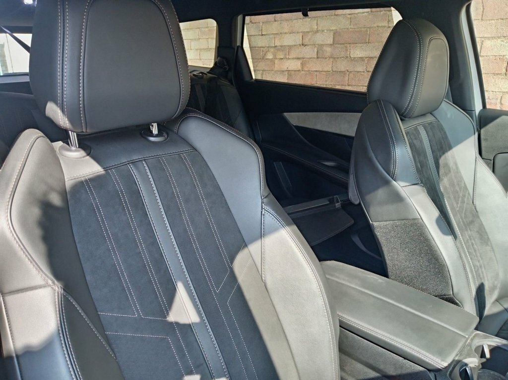 Peugeot 5008 1.2L Gt White #5