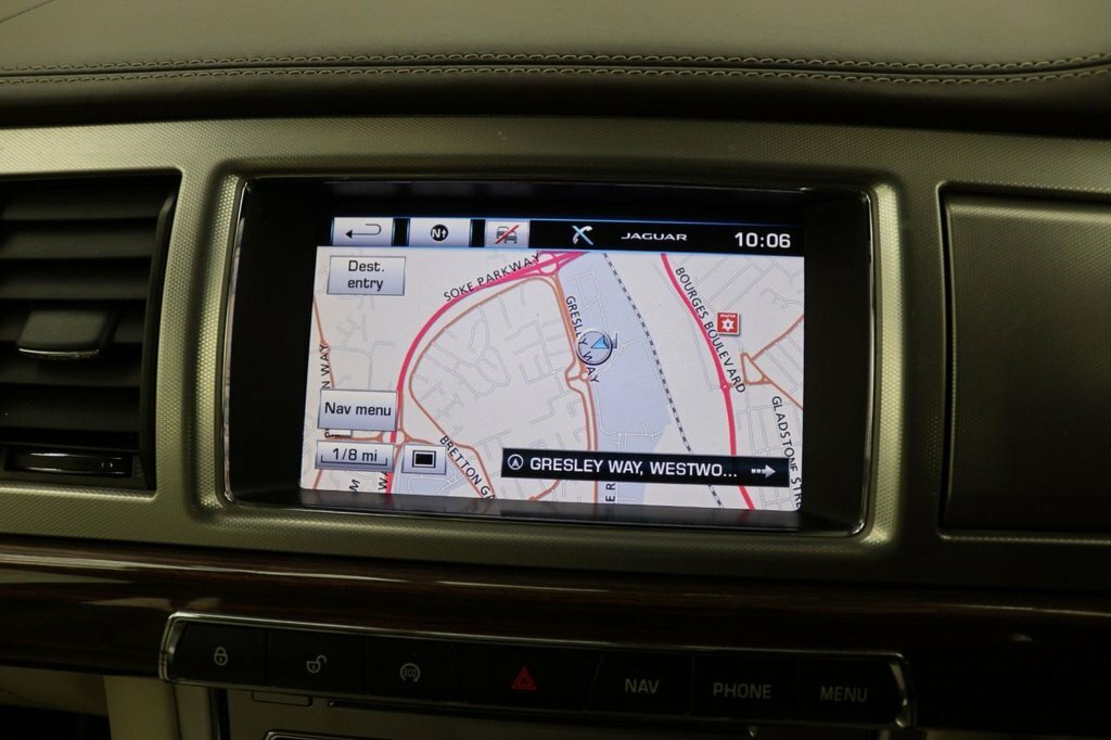 Jaguar XF D Prestige Black #16