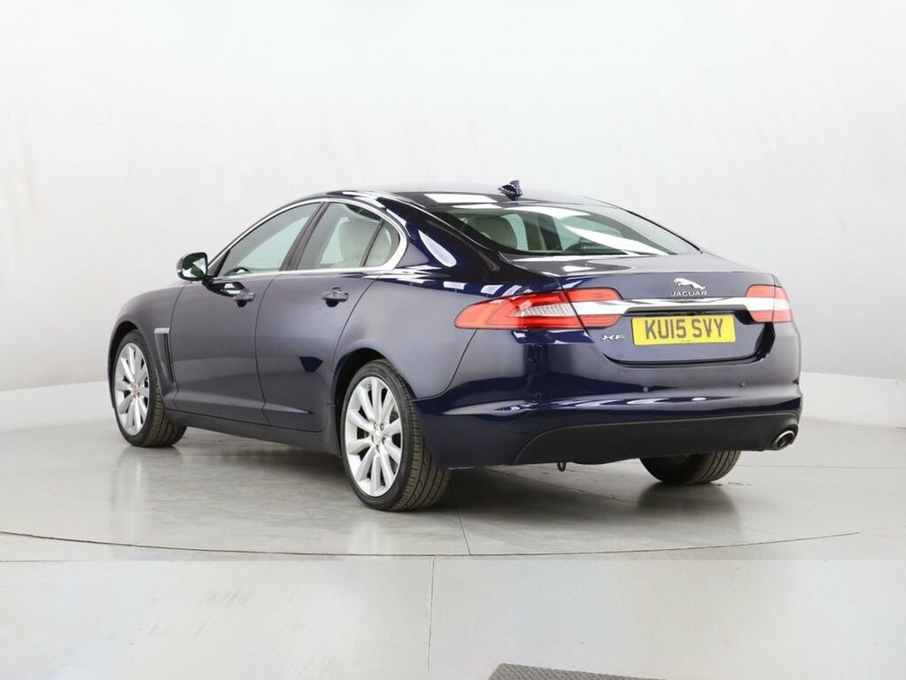 Jaguar XF D Prestige Black #8