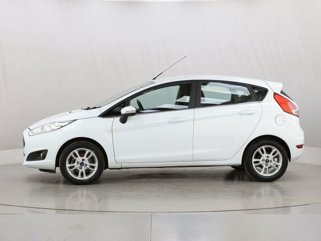 Ford Fiesta 1L Zetec FD17FYU White #4
