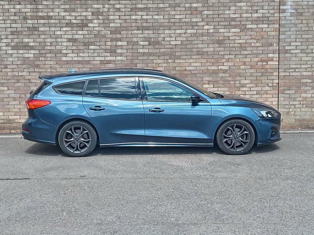 Ford Focus 1.0 Ecoboost 125 Titanium Silver #2