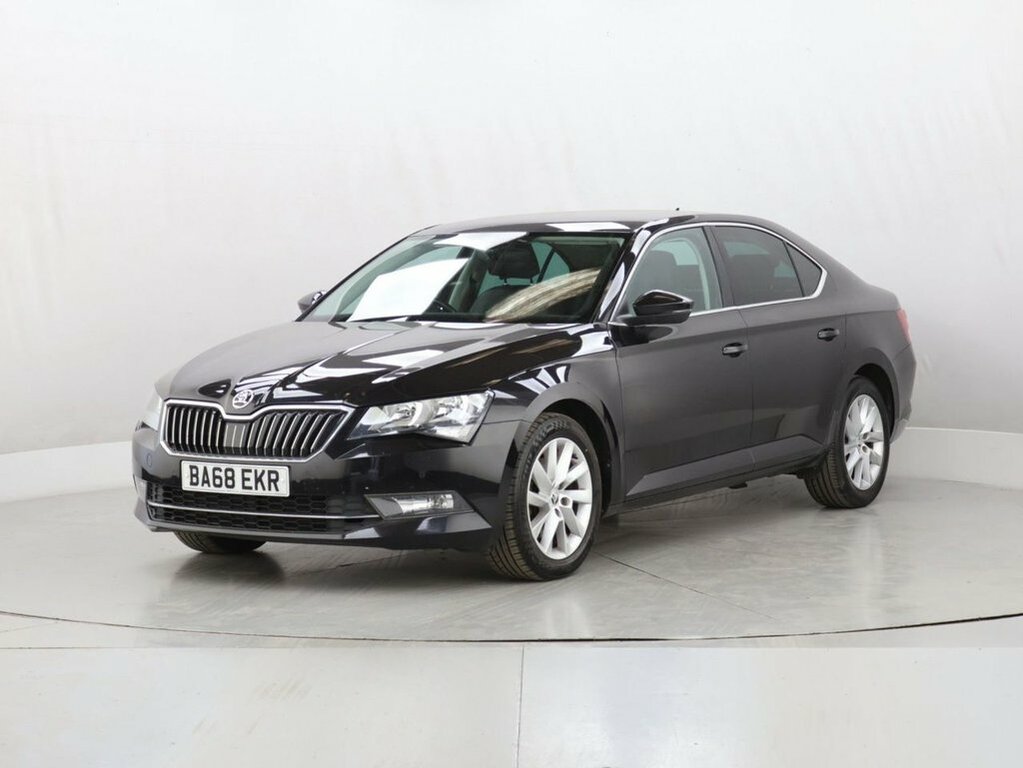 Skoda Superb 2L Se Technology Black #4